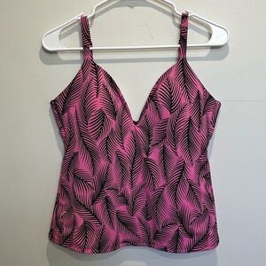 🌸 3/$20 The Collection Tankini Top